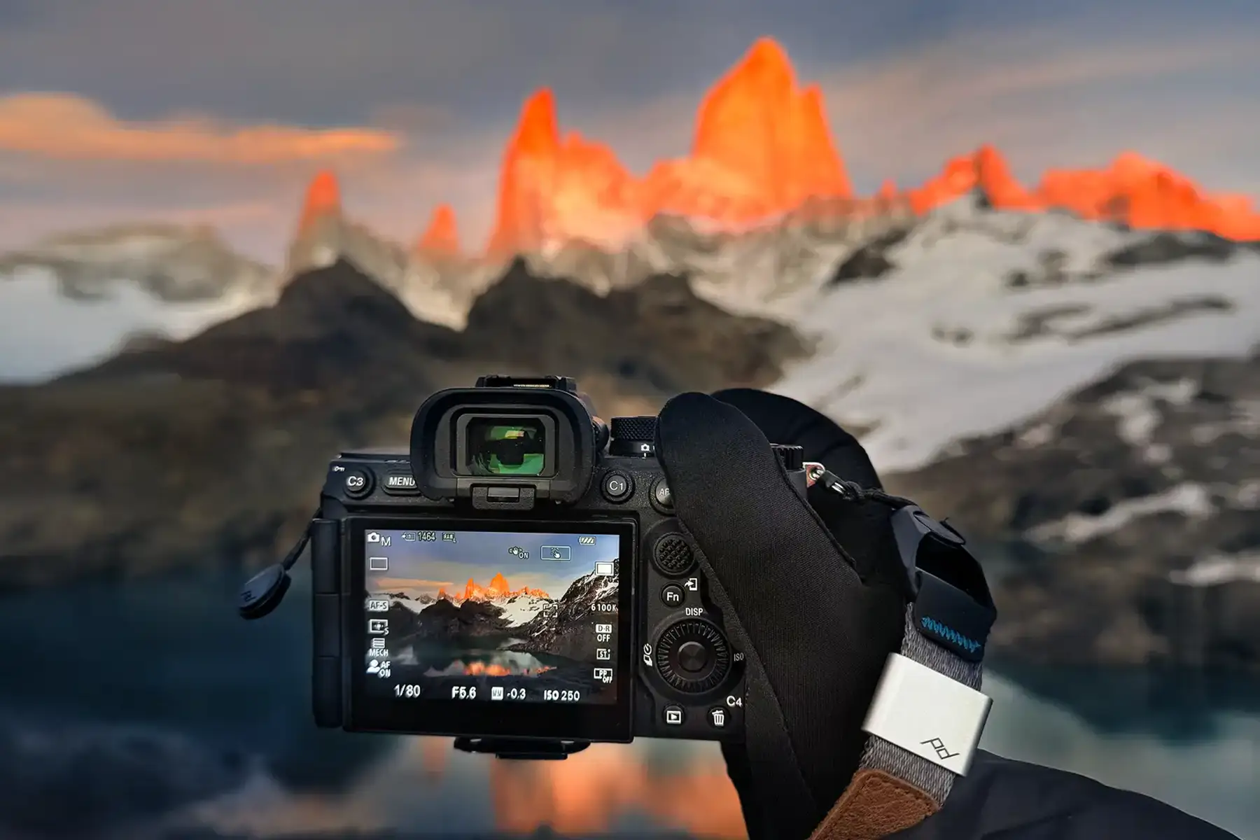 Camera-view-LDL3 Behind-the-scenes view of a camera capturing Fitz Roy at sunrise in Laguna de los Tres during the Patagonia Photo Workshop and Patagonia Photo Tour